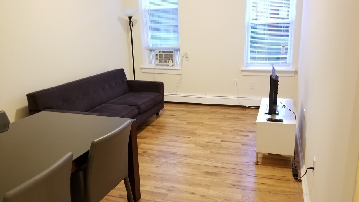 Foto principal - 90 Wayne St