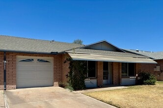 Building Photo - 9920 N 97th Dr