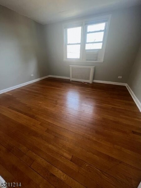 Building Photo - 1705 N Wood Ave