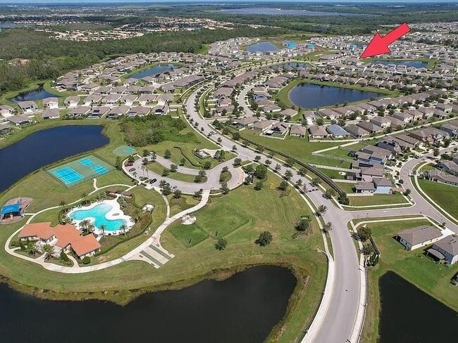 Building Photo - 16336 Little Garden Dr