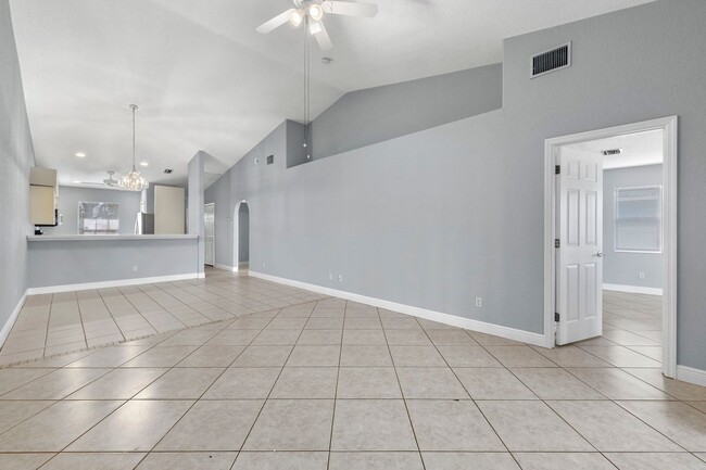 Building Photo - Cozy 3 Bed 2 Bath Home On Water Available ...