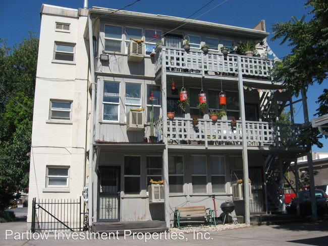 Building Photo - 325 S 400 E