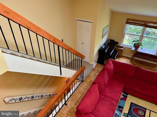 Foto del edificio - 1816 Valley Glen Rd