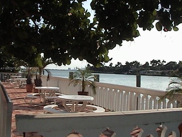 Foto del edificio - 1455 N Treasure Dr