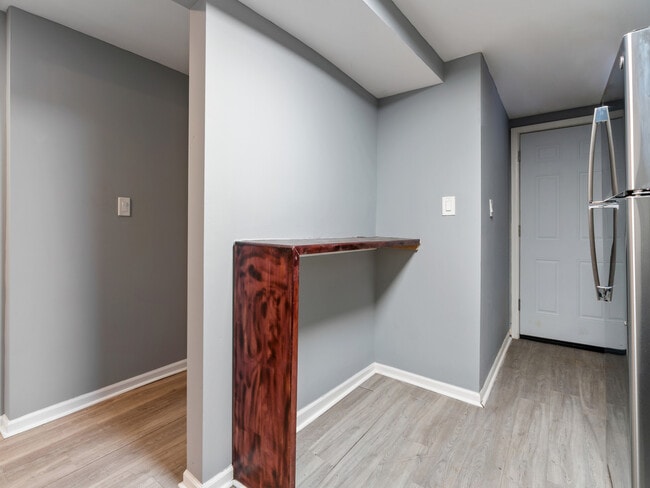 Building Photo - 5431 S Indiana Ave