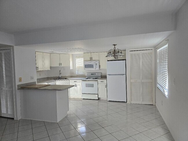 Foto del edificio - 1609 SW 51st St
