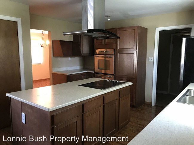 Foto del edificio - 4 br, 2.5 bath House - 3100 Sturbridge Ct