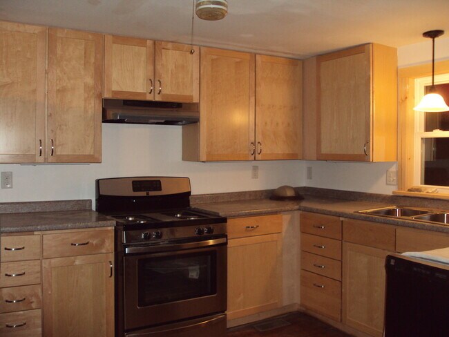 Kitchen - 148 France Rd