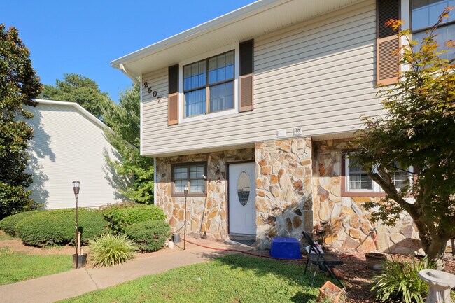 Foto del edificio - 2507 Hidden Cove Ct