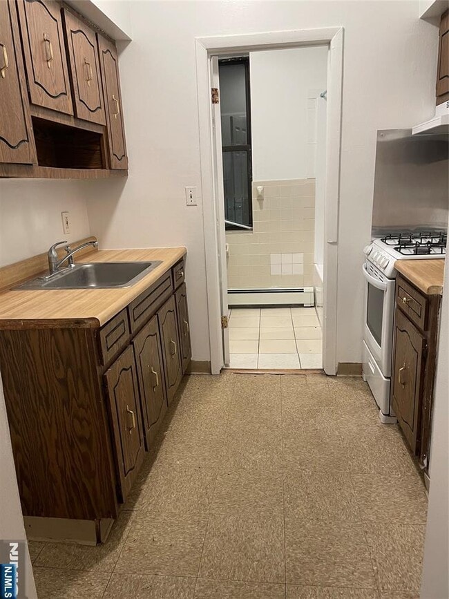 Foto del edificio - 101 Center St