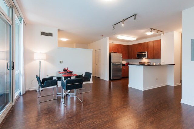 Foto del edificio - 757 N Orleans St