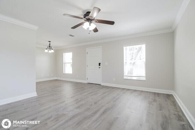 Foto del edificio - 505 E Palmetto Ave