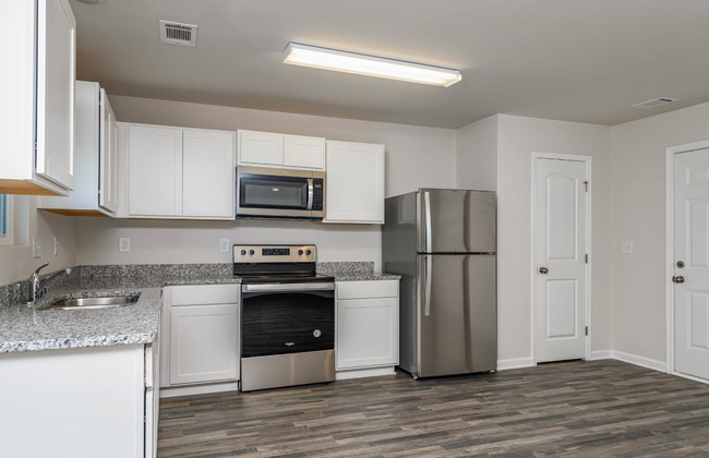 Foto del edificio - Charming 4BR, 2.5 BA home in Duncan SC is ...