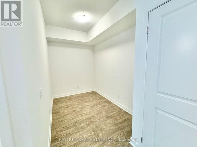 Building Photo - 543 Richmond St W