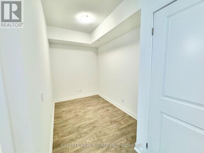 Photo du bâtiment - 543 Richmond St W