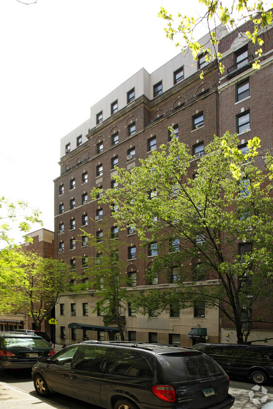 Capri Apartments - 232 E 12th St