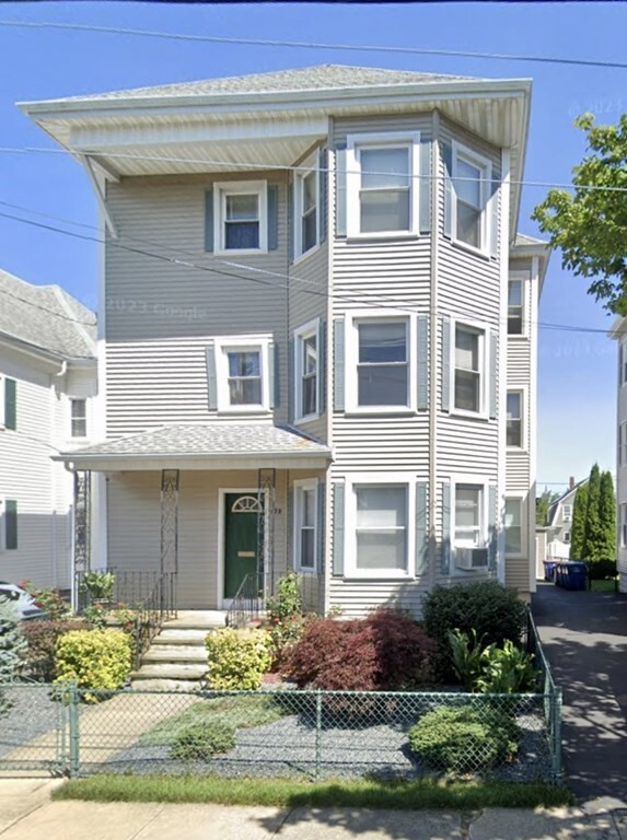 Primary Photo - 139 Butler St