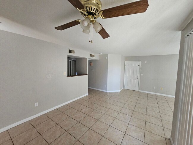 Foto del edificio - 8101 W Flamingo Rd