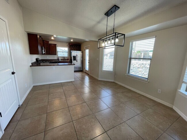 Building Photo - Charming East Side Gem – Prime Location Ne...