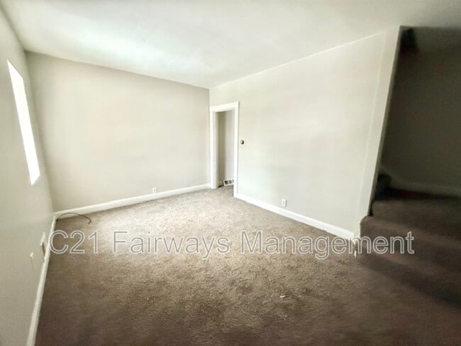 Foto del edificio - 866 Vankirk St