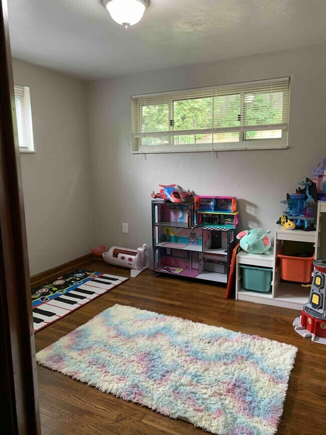 Foto del edificio - 2823 Bellingham Ave