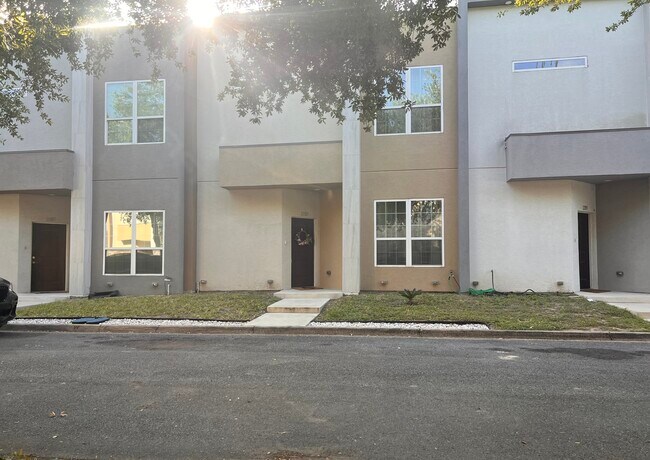 Foto del edificio - 2207 S 6th St