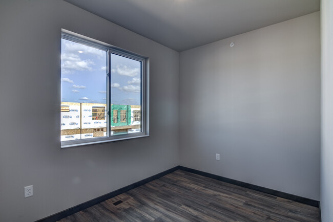 Foto del edificio - 1085 Blazing Star Blvd