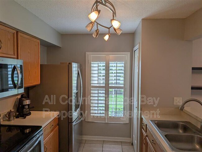 Foto del edificio - 4116 Gradstone Pl