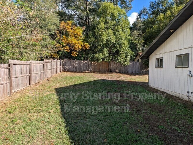 Foto del edificio - 2691 SE 31st St