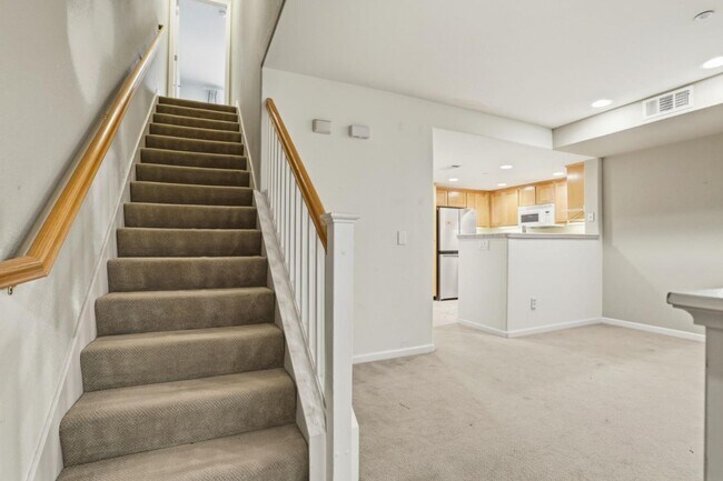 Foto del edificio - 1418 Allegado Alley