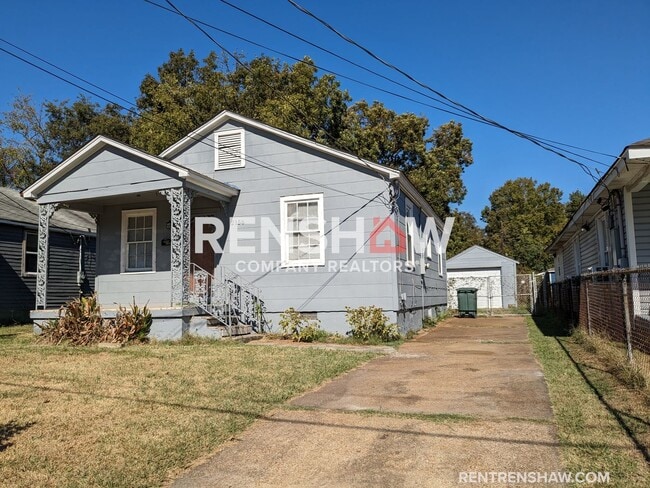 Building Photo - Adorable 2/1 In Memphis Now Available For ...