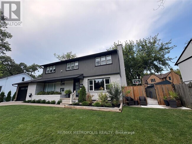 Photo du bâtiment - 552 Cathcart Blvd