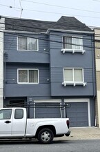 Building Photo - 1026 Kirkham St
