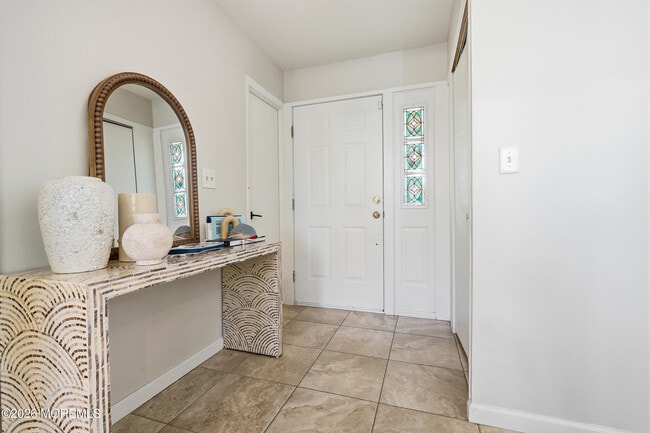 Foto del edificio - 4 Cheryl Dr