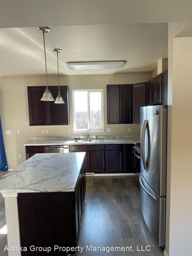 Building Photo - 4 br, 2.5 bath House - 5650 S Irwin Dr