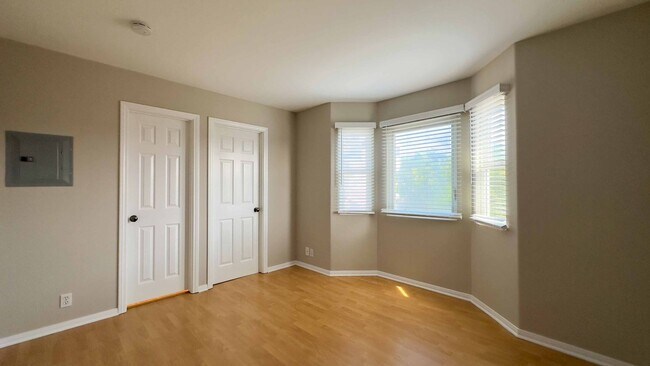Foto del edificio - Spacious 1 Bdrm Guesthouse In the Heart Of Pacific Beach
