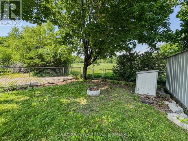 Building Photo - 842 Milford Dr
