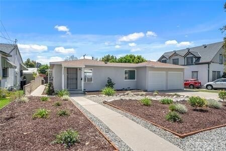 Foto principal - 13528 Russell St