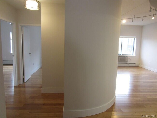 Foto del edificio - 123 Mamaroneck Ave