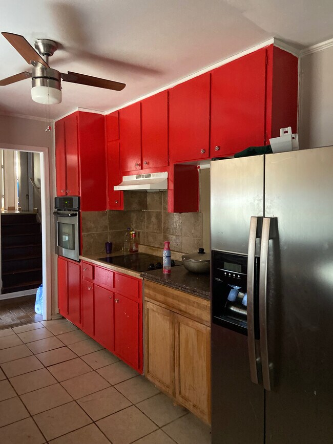 Foto del edificio - Room in Duplex on Valley Brook Dr