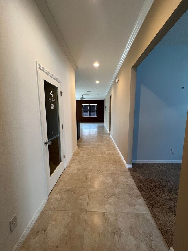Foto del edificio - Spacious 3-Bed/2-Bath Rental in Sola Vista – Modern Comfort Meets Florida Living!