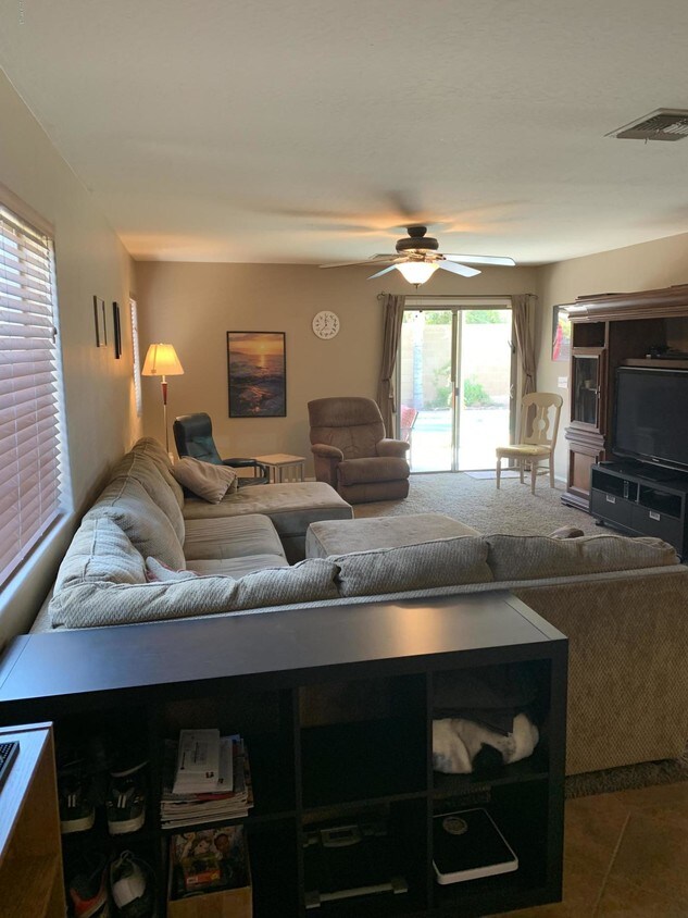 Foto principal - 45023 Miramar Rd