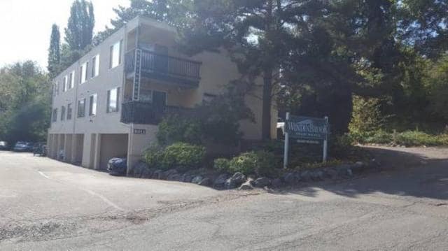 Building Photo - 2 bedroom in Seattle WA 98125