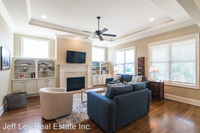 Foto del edificio - 5 br, 4 bath House - 192 Barlow Dr