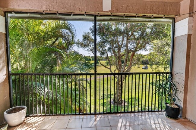 Building Photo - 301 SW 158th Terrace