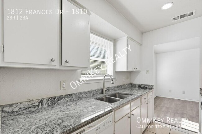 Foto del edificio - 1812 Frances Dr