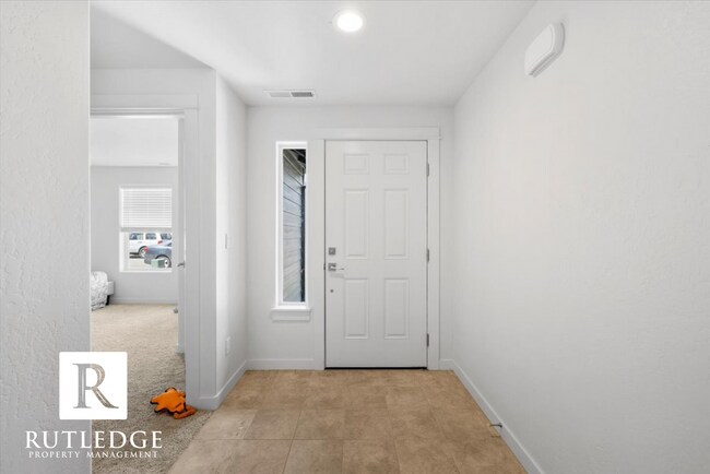 Building Photo - 3 Bedroom 2 Bath Home in Medford!