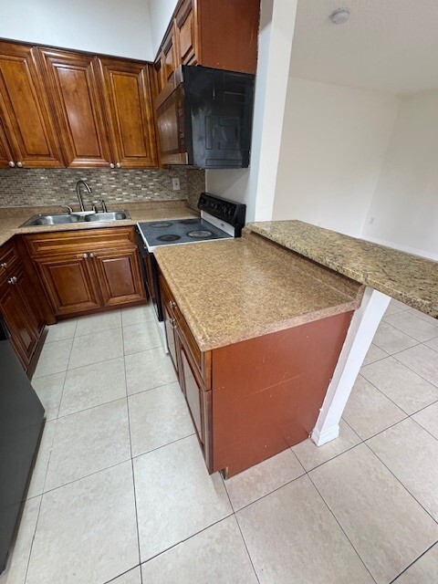 Foto del edificio - 4656 Schall Rd