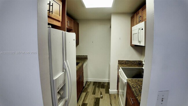 Foto del edificio - 2138 SW 6th St