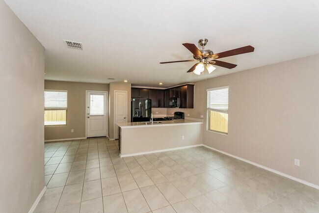 Building Photo - 360 Sun Bluff Rd